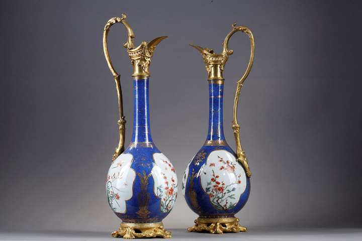 Pair of vases mounted in ewers Porcelain "Famille verte" Kangxi period